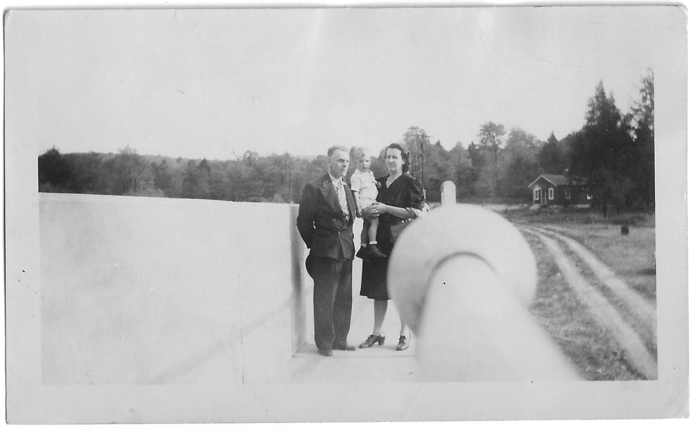 Irvin and Alma (Miller) Dietle.