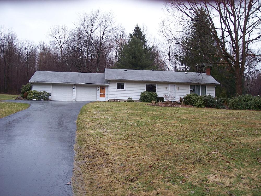Front of the Roy and Estalene Dietle property