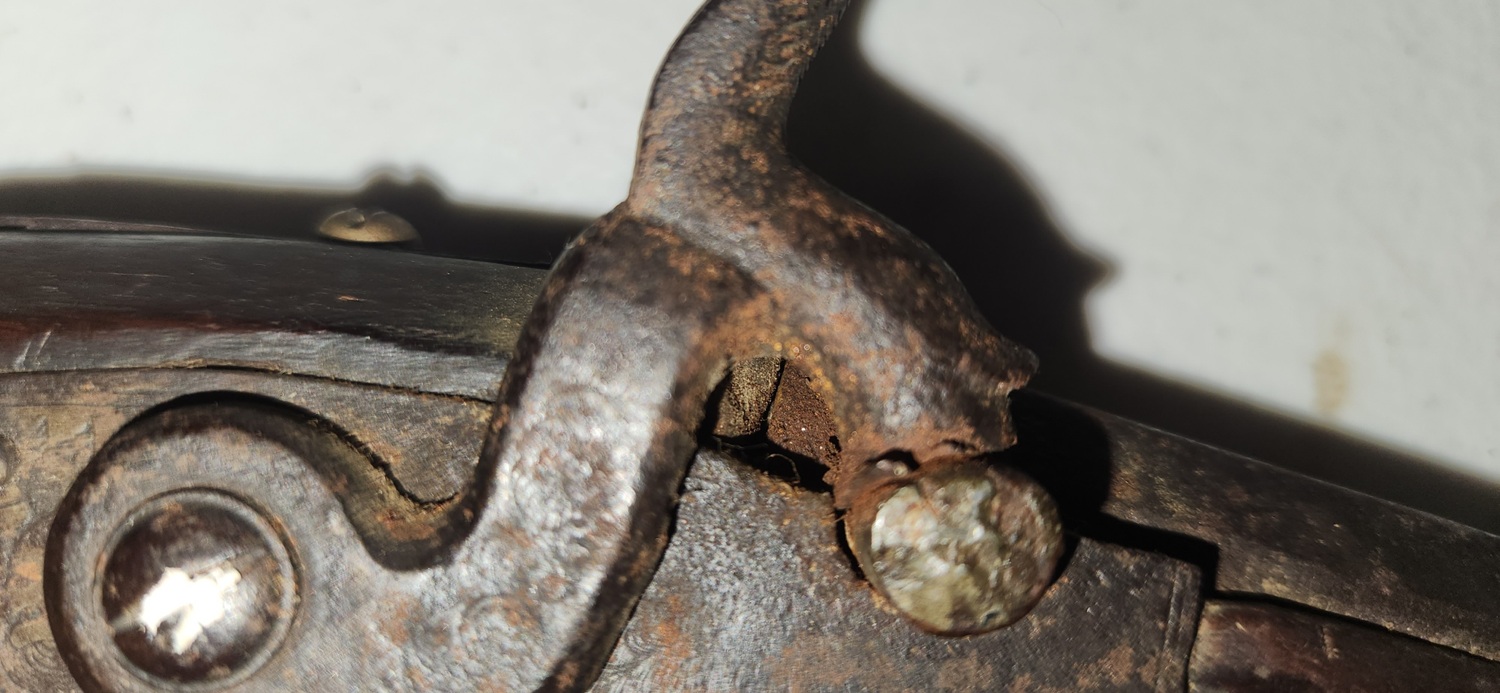 lock photo