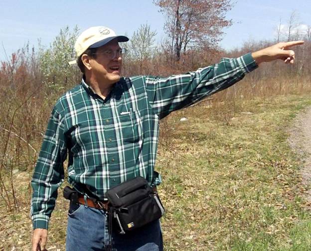 Dietle_pointing.jpg